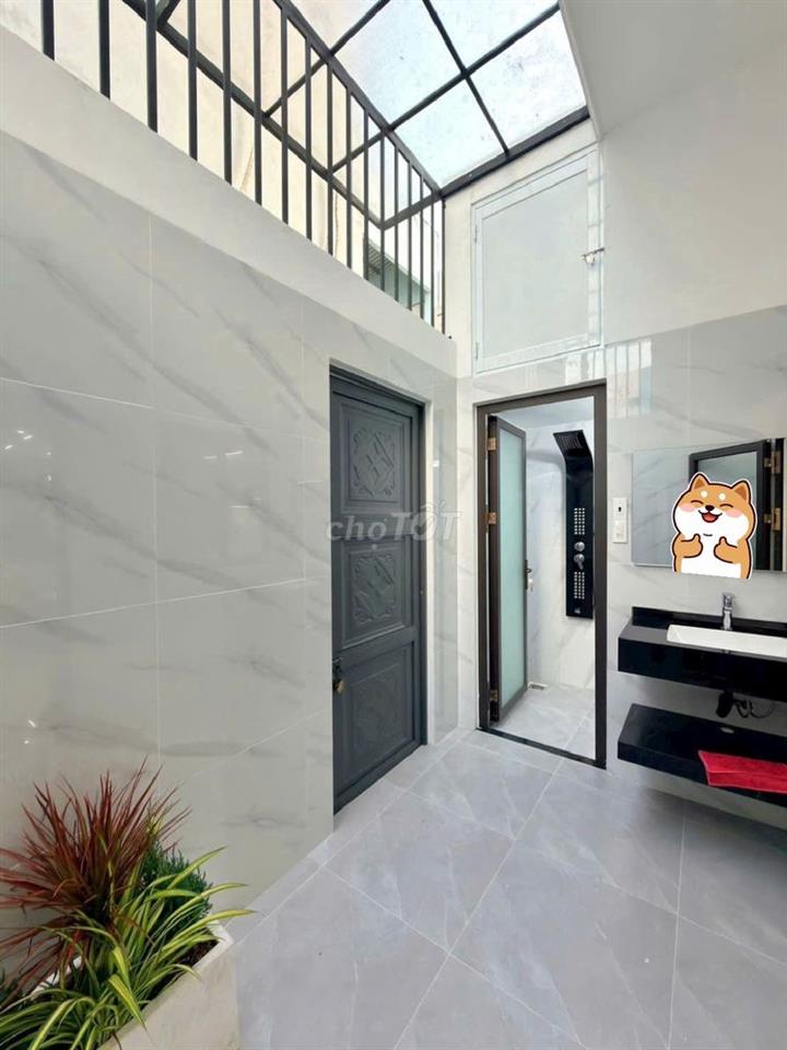 Nhà 3 Tầng Lầu Mới 100% Full Nội Thất Đẹp - KDC Hồng Loan - 5,8 Tỷ TL