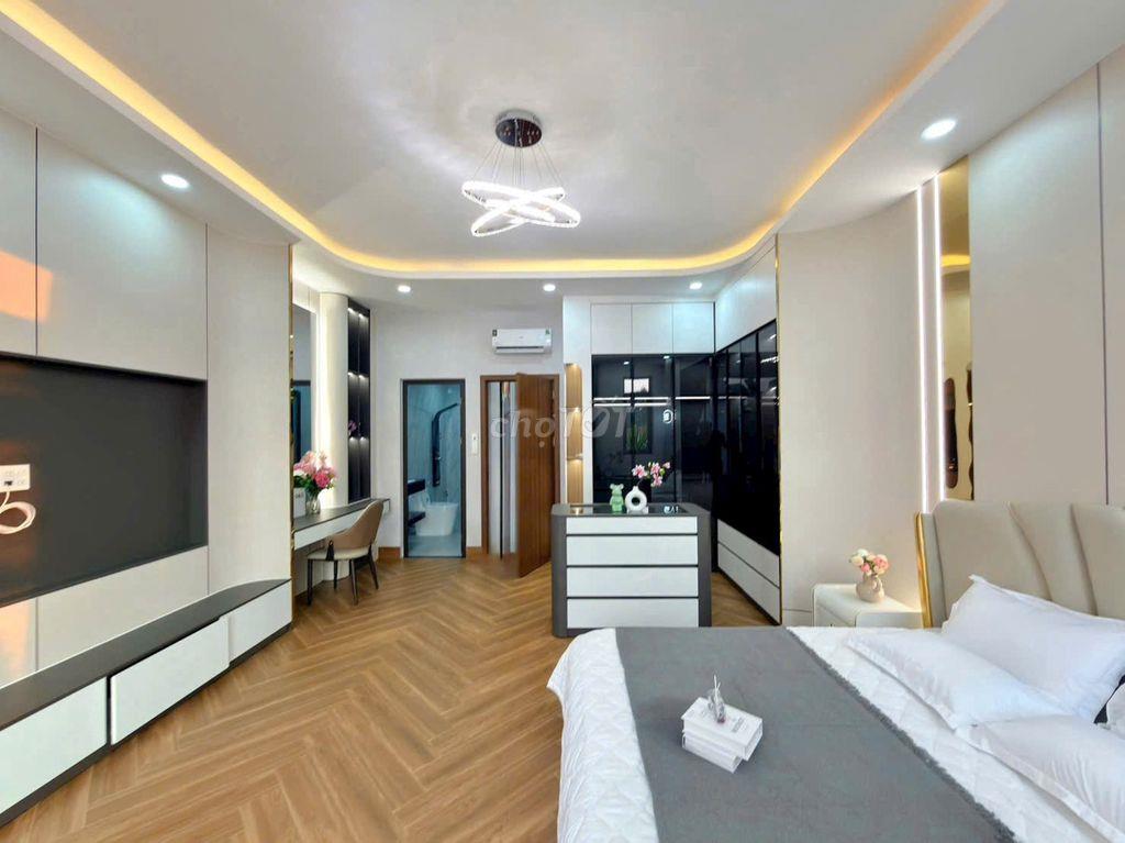 Nhà 3 Tầng Lầu Mới 100% Full Nội Thất Đẹp - KDC Hồng Loan - 5,8 Tỷ TL