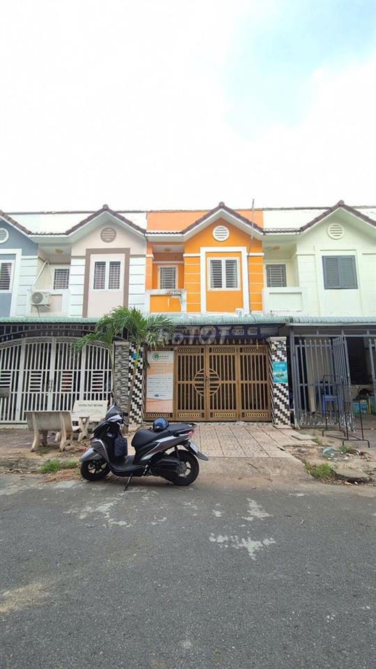CẦN RA NHANH - NHÀ 1T1L KDC HOÀNG QUÂN - SỔ HỒNG - GẦN TRƯỜNG FPT