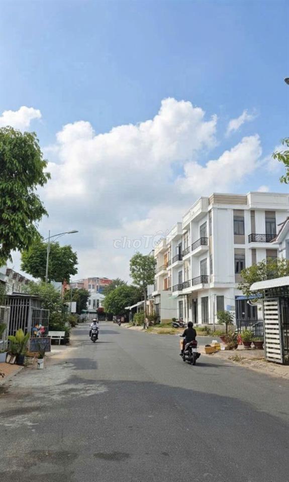 Căn Góc Hiếm - Trục Thông Chợ - KDC Hoàng Quân 1T1L - Sổ Hồng