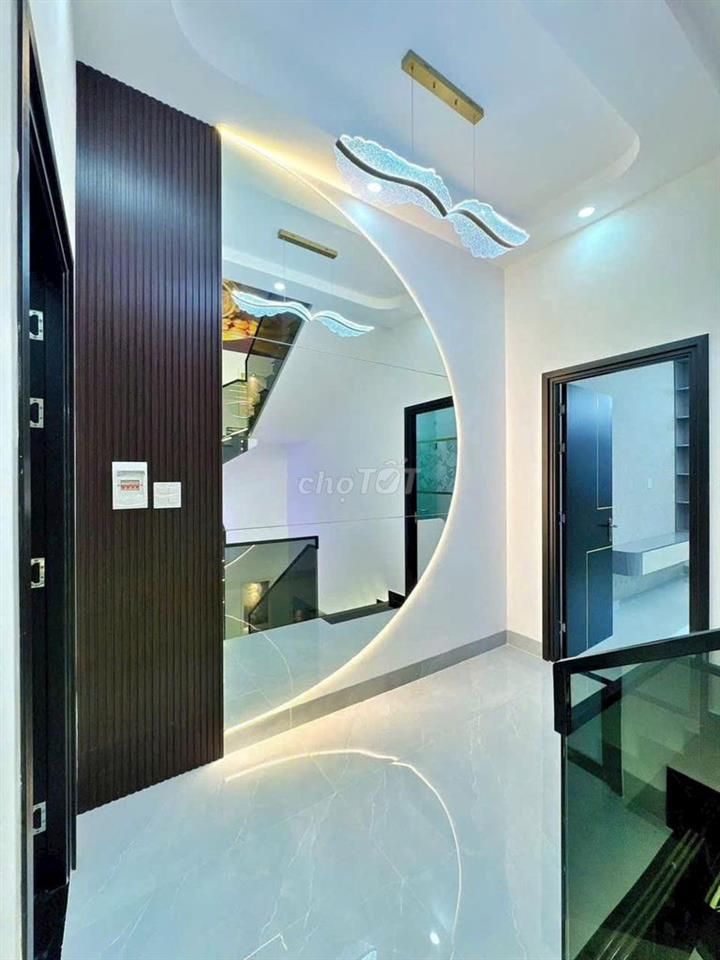Nhà 3 Tầng Xây Mới Full Nội Thất - Đường D6 KDC Hồng Loan – Giá 5,4 Tỷ