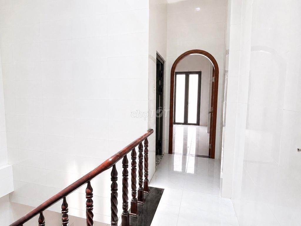 Bán nhà 1 trệt 1 lầu gần Chợ Cái Răng, ĐH Tây Đô - 47,4m² - Giá 2,x tỷ