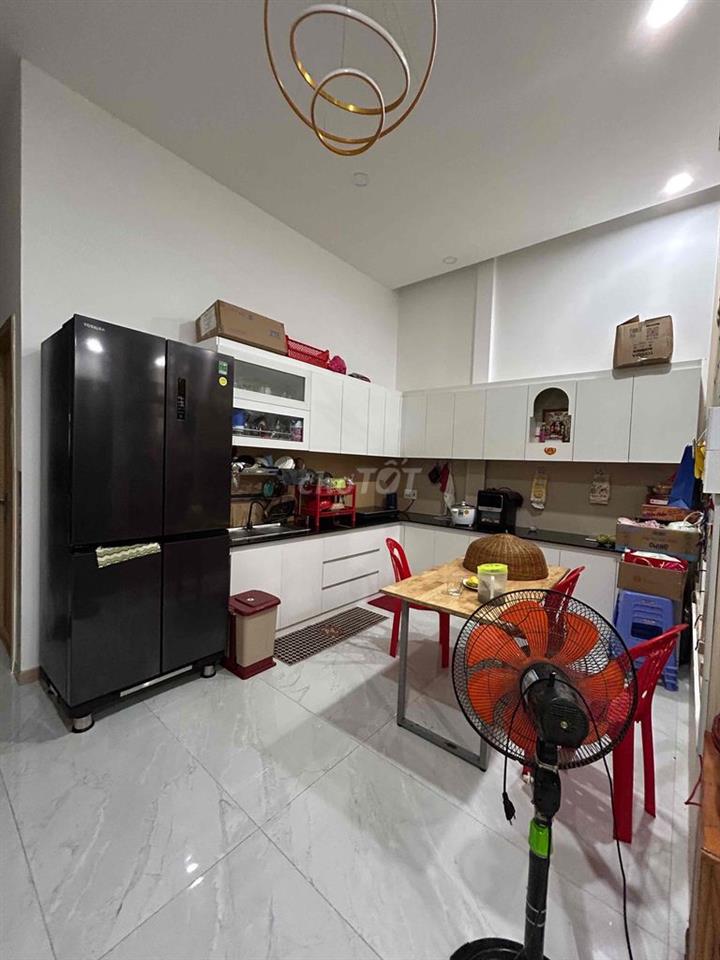 Bán nhà Hẻm Gỗ Lý