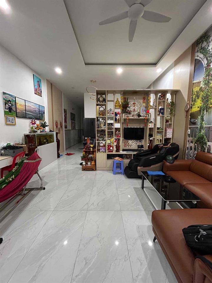 Bán nhà Hẻm Gỗ Lý