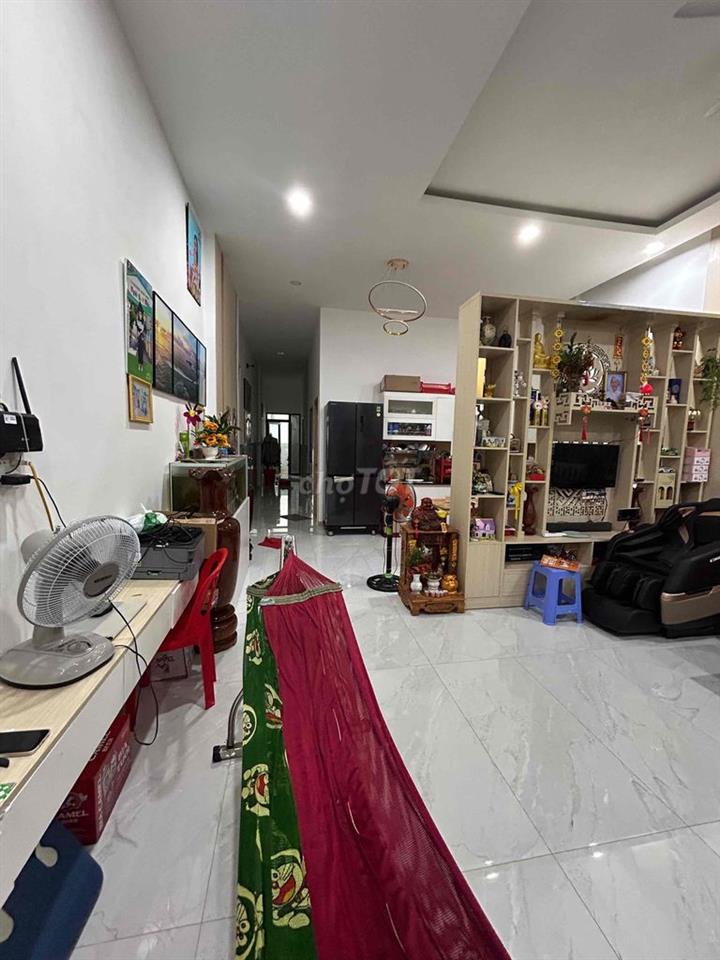 Bán nhà Hẻm Gỗ Lý
