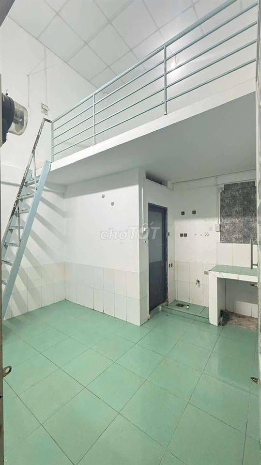 Cần bán nhà trệt lầu + 6 phòng trọ - Thu nhập 15tr/tháng