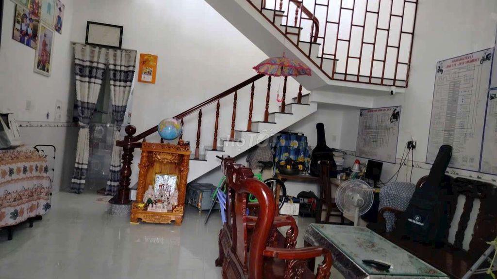 Nhà rộng giá mềm nhất khu