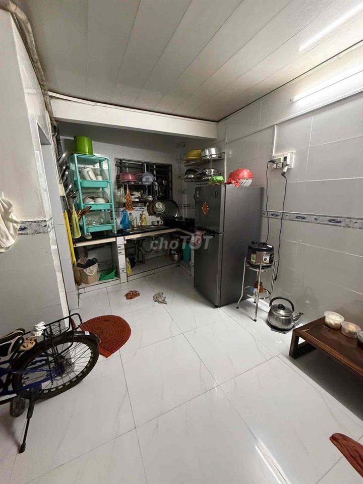 BÁN NHÀ 1 TRỆT 1 LỬNG MẶT TIỀN ĐƯỜNG LÀNG HOA BÀ BỘ