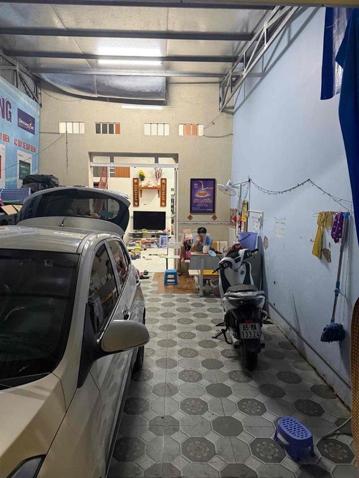 BÁN NHÀ 1 TRỆT 1 LỬNG MẶT TIỀN ĐƯỜNG LÀNG HOA BÀ BỘ
