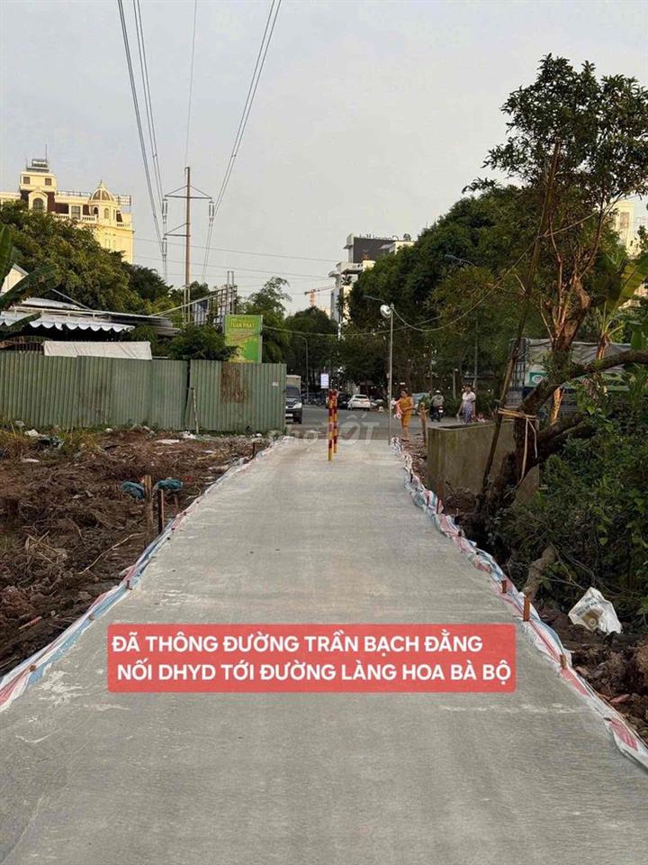 BÁN NHÀ 1 TRỆT 1 LỬNG MẶT TIỀN ĐƯỜNG LÀNG HOA BÀ BỘ