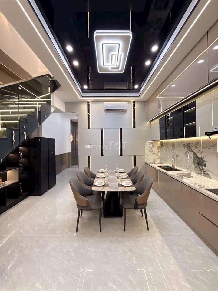 NHÀ PHỐ LUXURY 1 TRỆT 1 LẦU