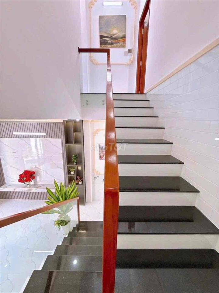 Bán Nhà Trệt Lầu Mới Xây KDC 3A