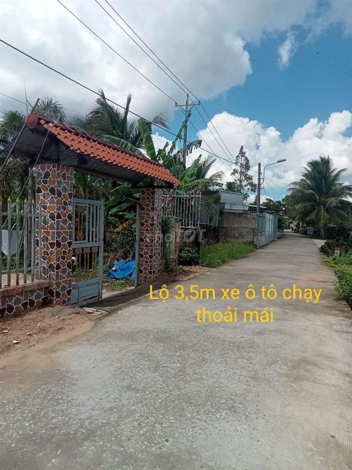 CHÍNH CHỦ BÁN NHÀ CẤP 4, 710M vuông , ( 200M THỔ CƯ ,510M CLN)  3,9 TỶ