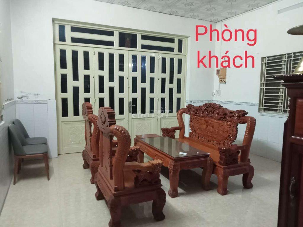 CHÍNH CHỦ BÁN NHÀ CẤP 4, 710M vuông , ( 200M THỔ CƯ ,510M CLN)  3,9 TỶ