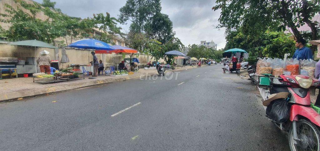 cặp nền hiếm khu văn hóa Tây Đô