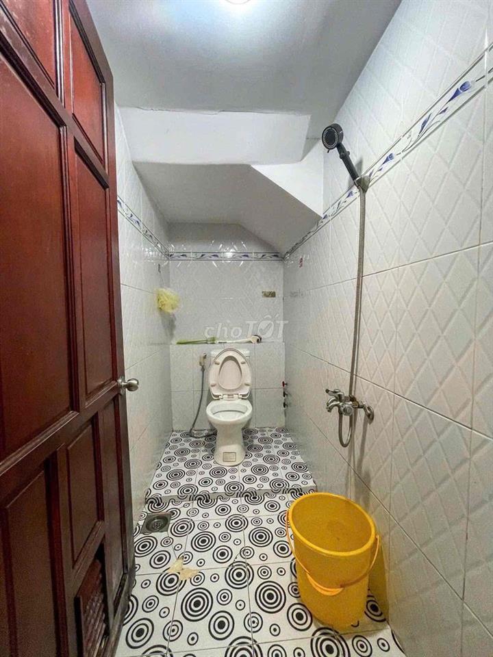 nhà trệt lầu 3pn 3wc sẵn Nội thất KDC Hưng Phú 1