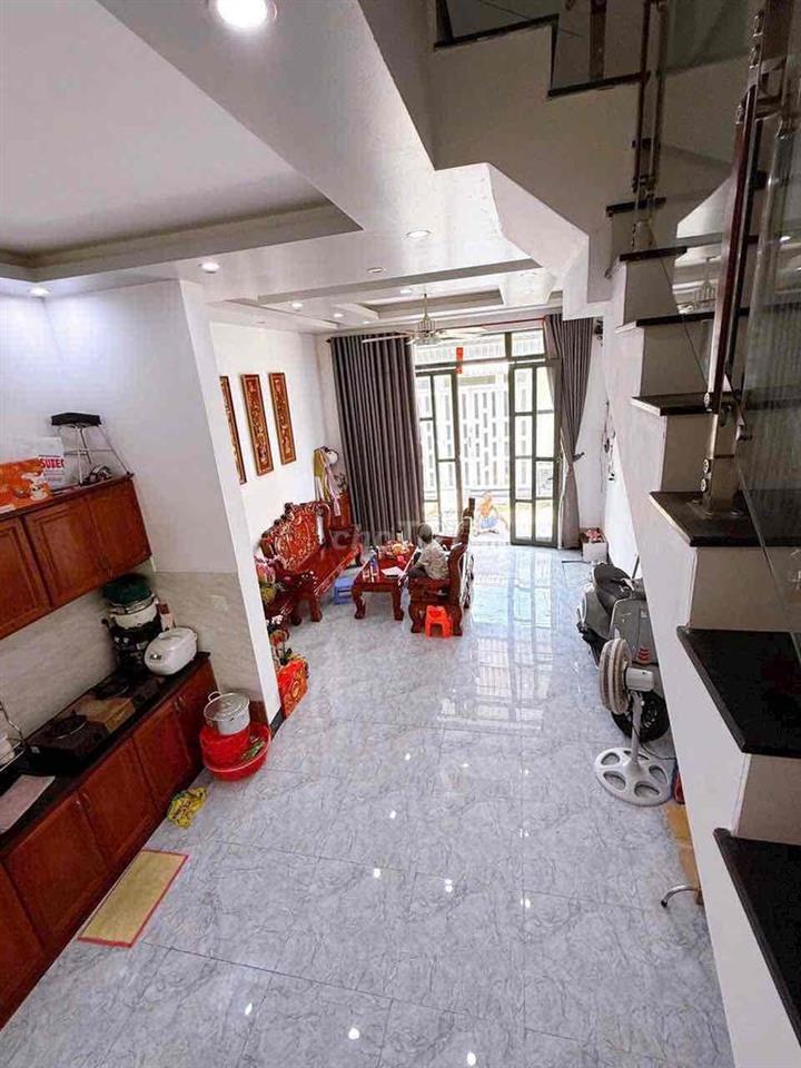 Nhà 2pn 2wc mới KDC Thành Giao