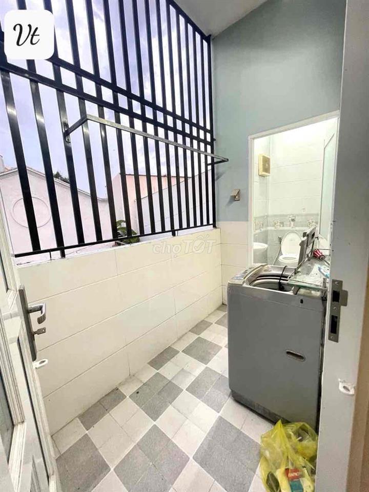 Nhà gần ĐHYD 2pn 2máy lạnh 2 wc