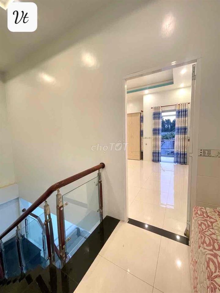 Nhà gần ĐHYD 2pn 2máy lạnh 2 wc