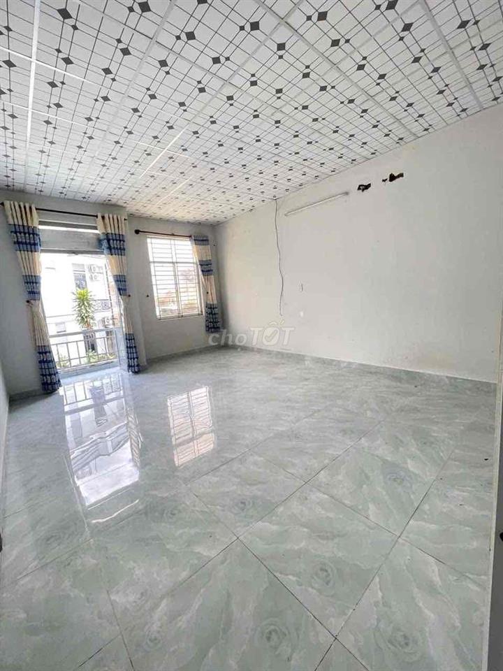 Nhà 2pn 2wc KDC Hoàng Quân