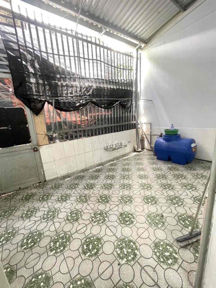 Nhà 2pn 2wc KDC Hoàng Quân