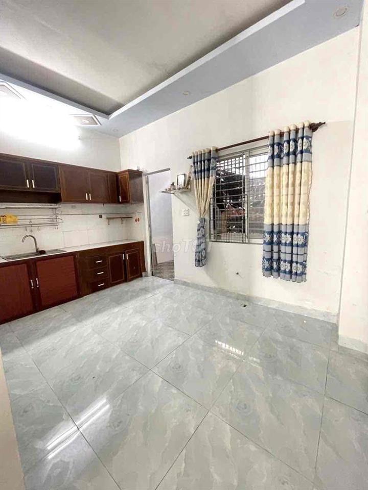 Nhà 2pn 2wc KDC Hoàng Quân