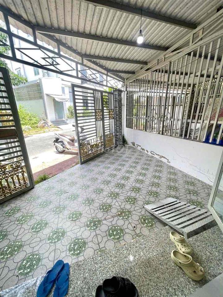 Nhà 2pn 2wc KDC Hoàng Quân