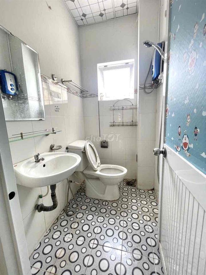 Nhà 2pn 2wc KDC Hoàng Quân