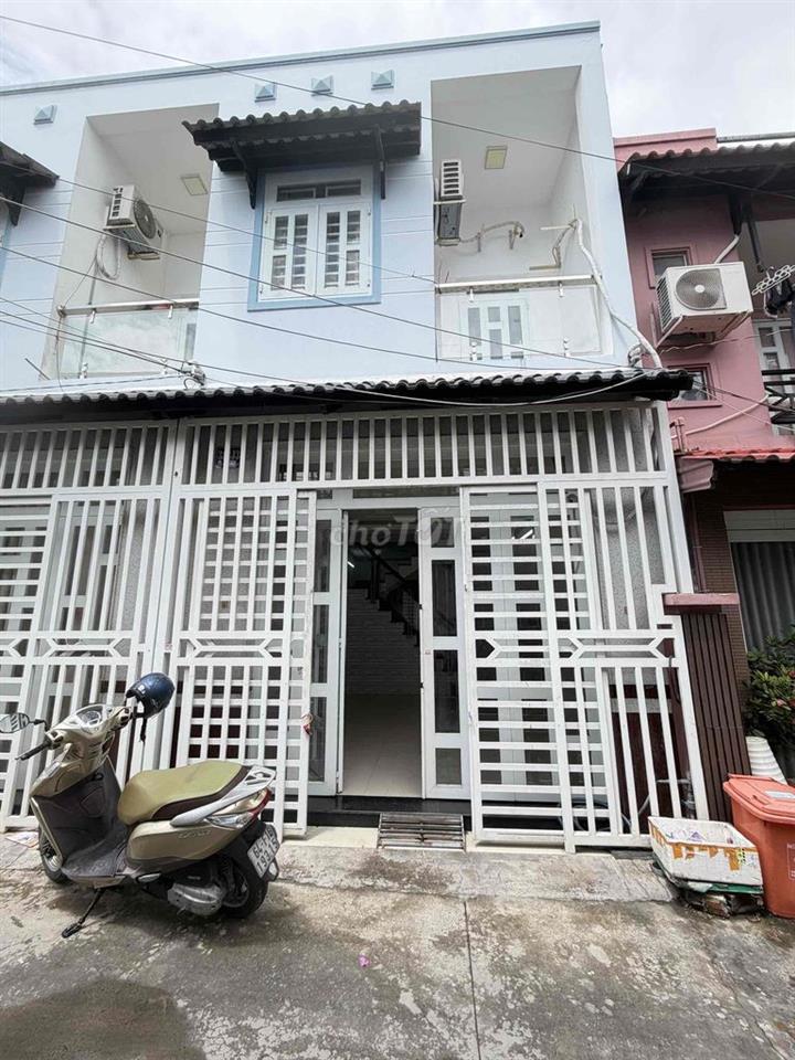 Nhà mới lầu Hẻm Nguyễn Văn Cừ