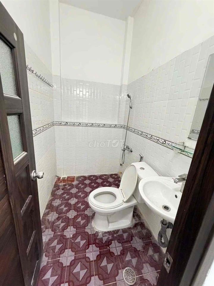Nhà lầu 2 phòng KDC 91B