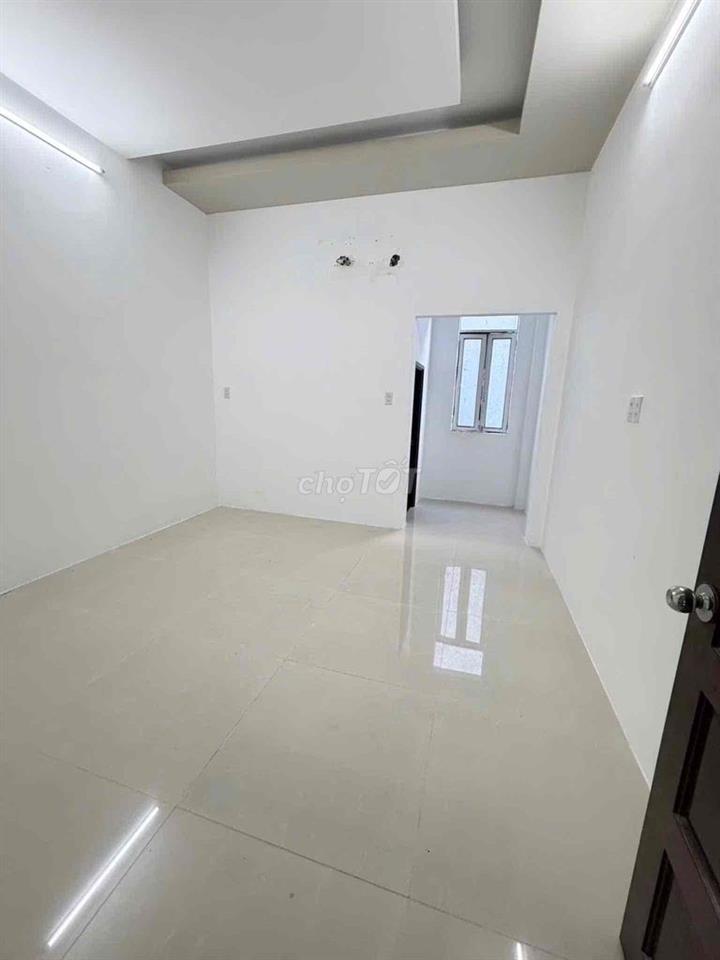Nhà lầu 2 phòng KDC 91B