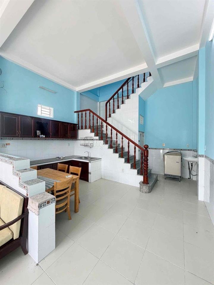 Nhà mới 2 phòng Hẻm Phạm Ngọc Hưng