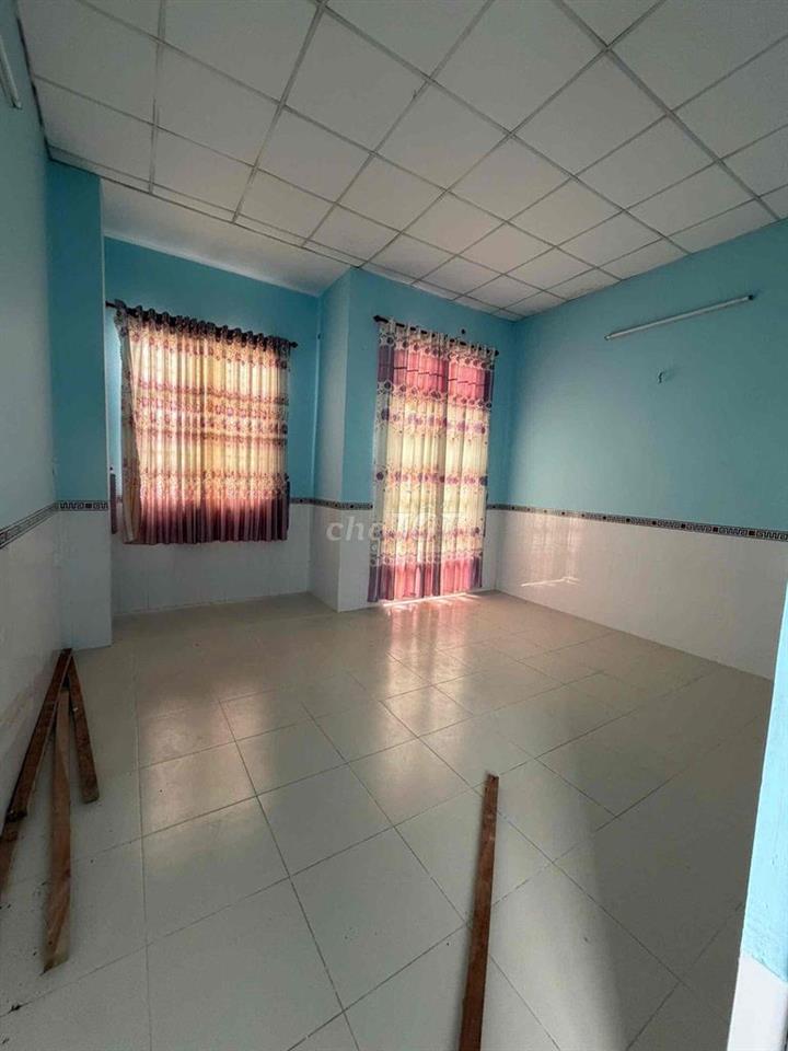 Nhà mới 2 phòng Hẻm Phạm Ngọc Hưng