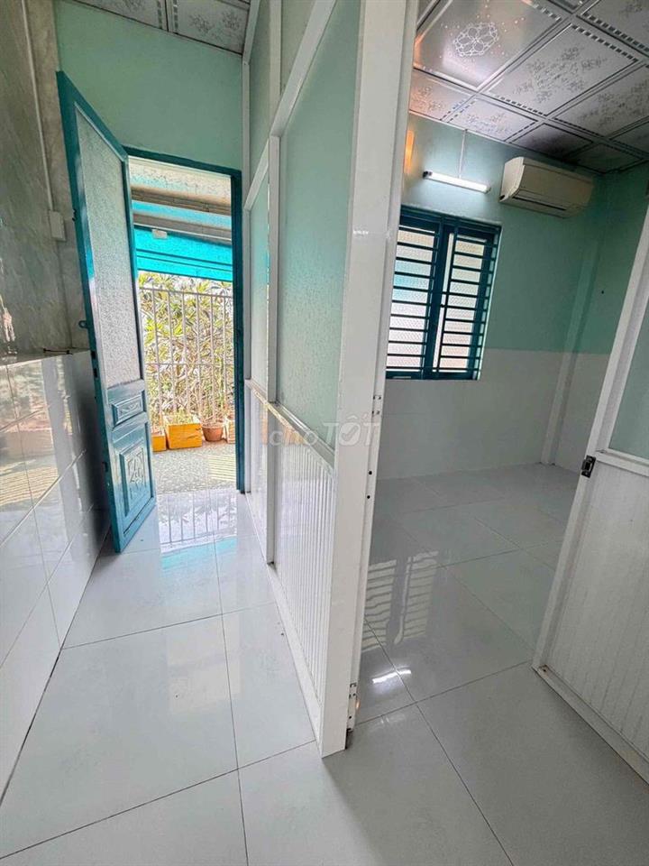 Nhà 2 phòng có nội thất gần Đh Tây Đô