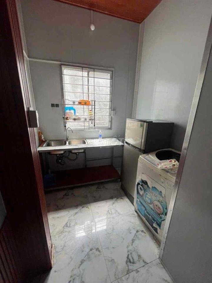 Nhà 5 phòng full nội thất hẻm 3/2 gia tốt
