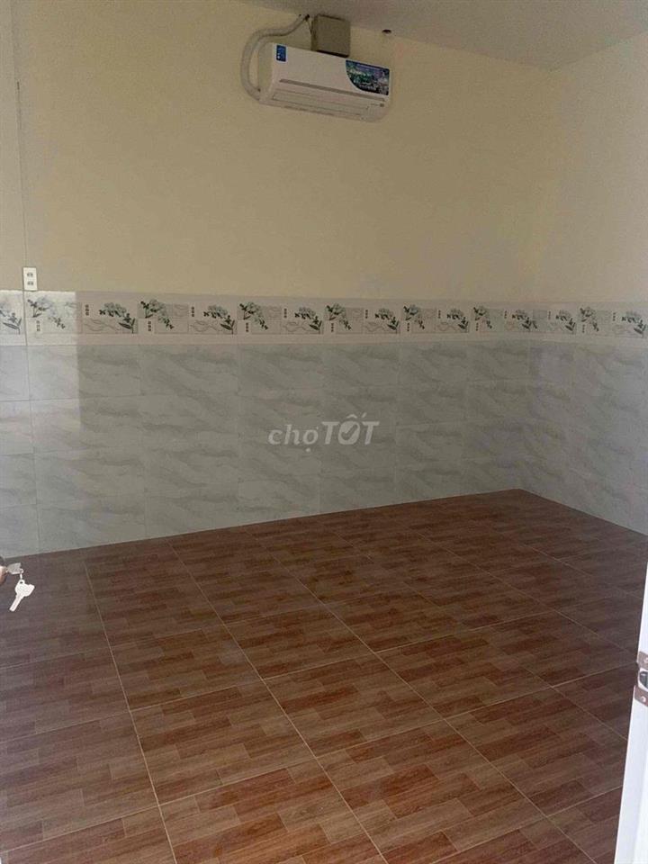 Nhà mơi rộng 3pn 3 máy lạnh KDC stella