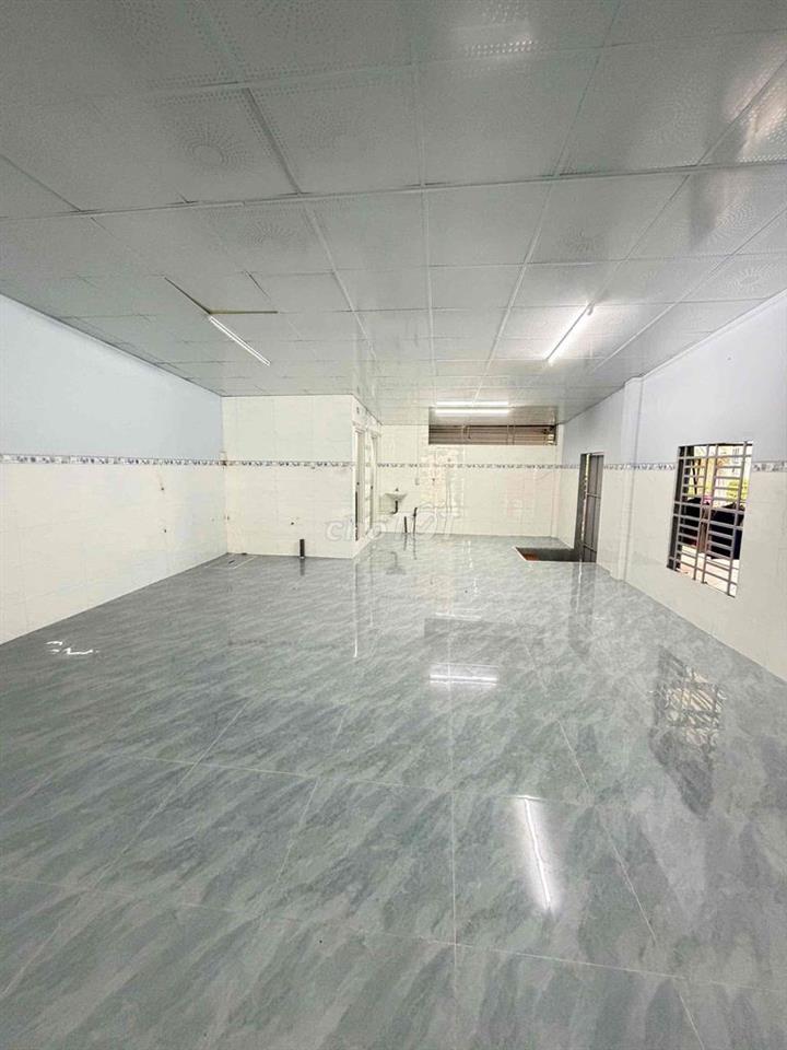Nhà trống 6x30 Đường Nguyễn Truyền Thanh