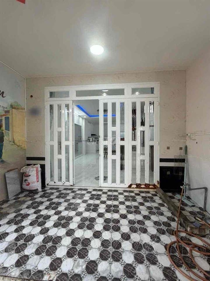 Nhà lầu có nội thất hẻm 3/2
