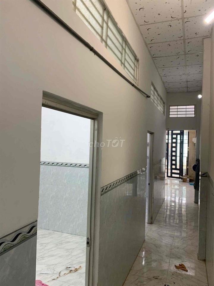 Nhà rộng 2 phòng đậu oto KDC 3A