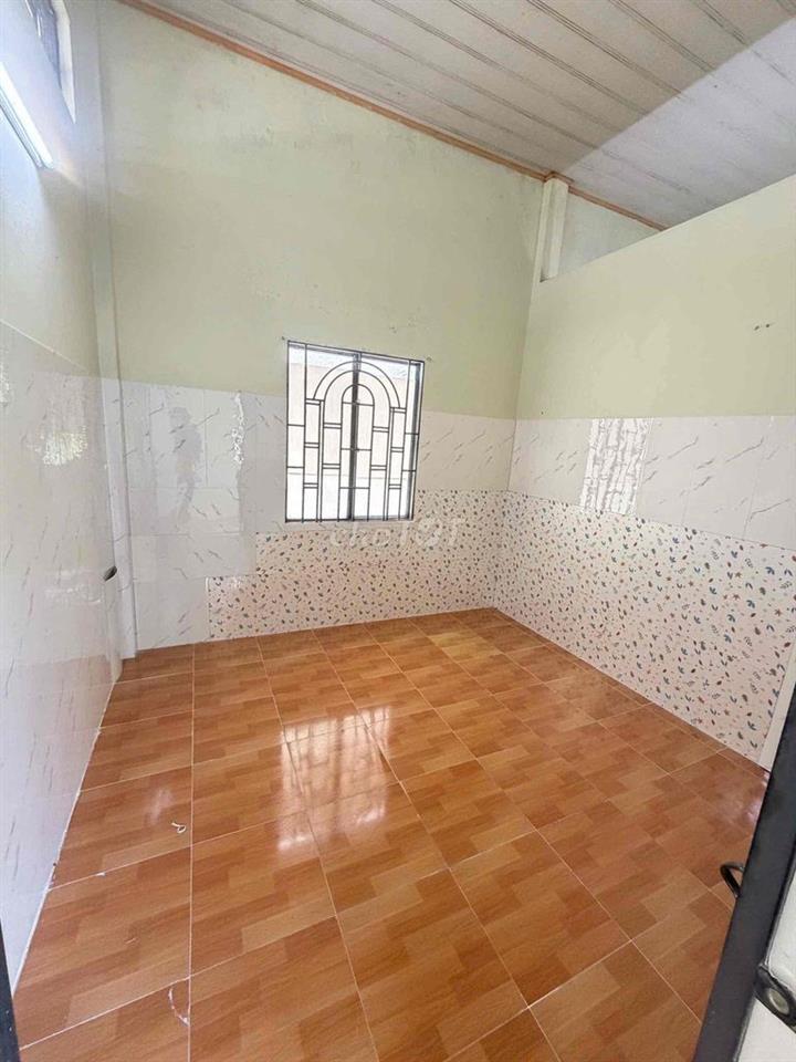 Nhà rộng hẻm Đồng Văn Cống