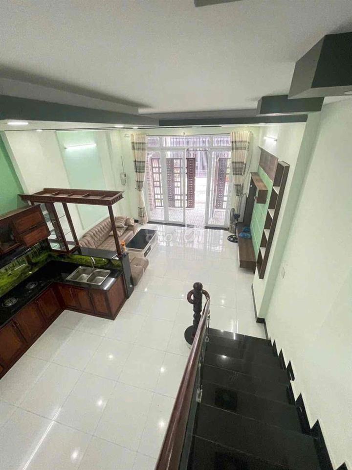 Nhà mới 2pn 2 máy lạnh KDC Quân Báo