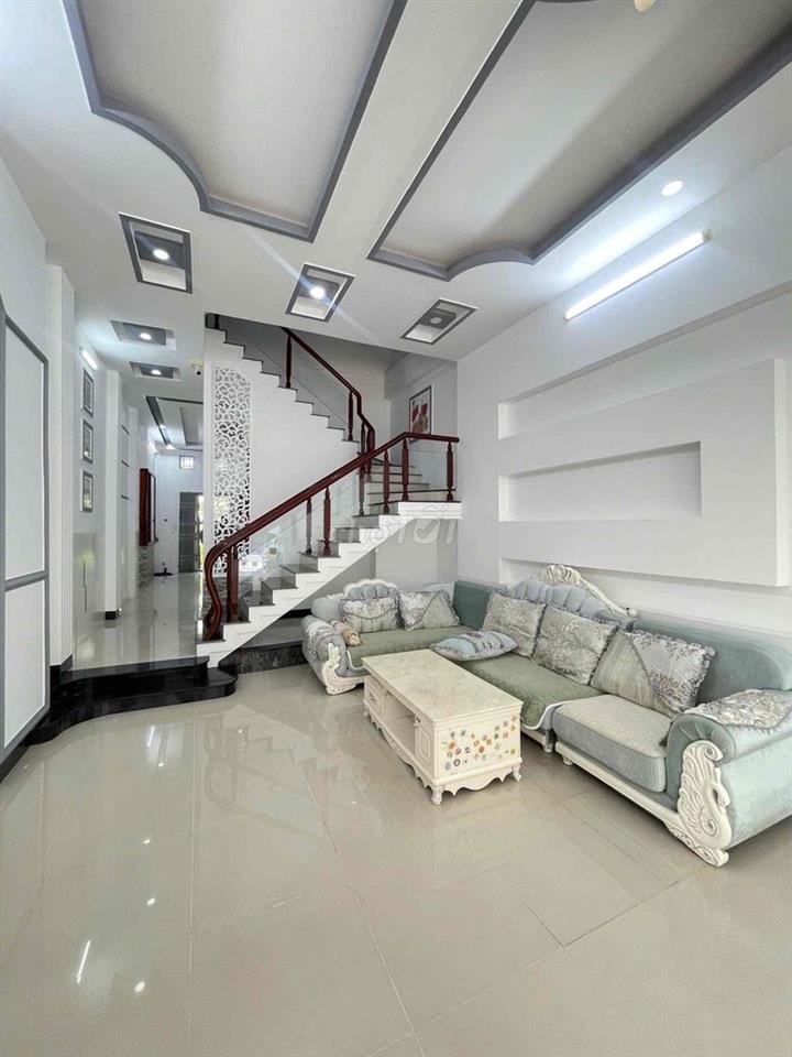 Nhà mới 2 lầu 4pn full nội thất KDC Hưng Phú 1 (gần ST. Go)