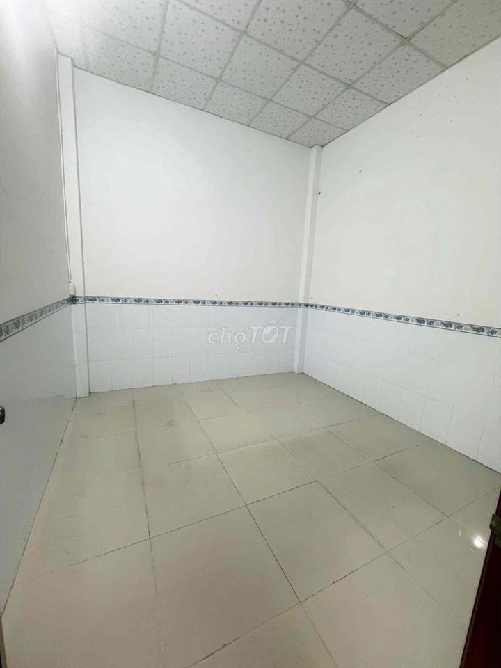 Nhà mặt tiền Đồng Văn Cống giá tốt