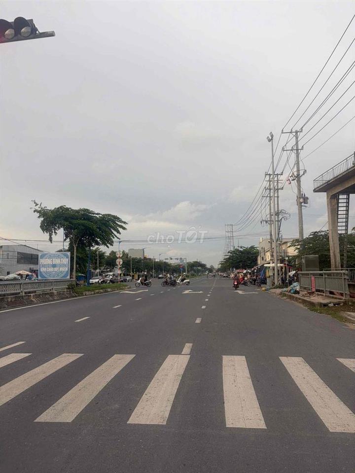 Nhà mặt tiền Lê Phước Thọ