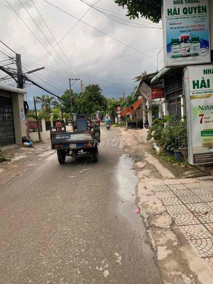 Nhà mặt tiền Trần Quang Diệu nhỏ (thuận tiện ở và kinh doanh)