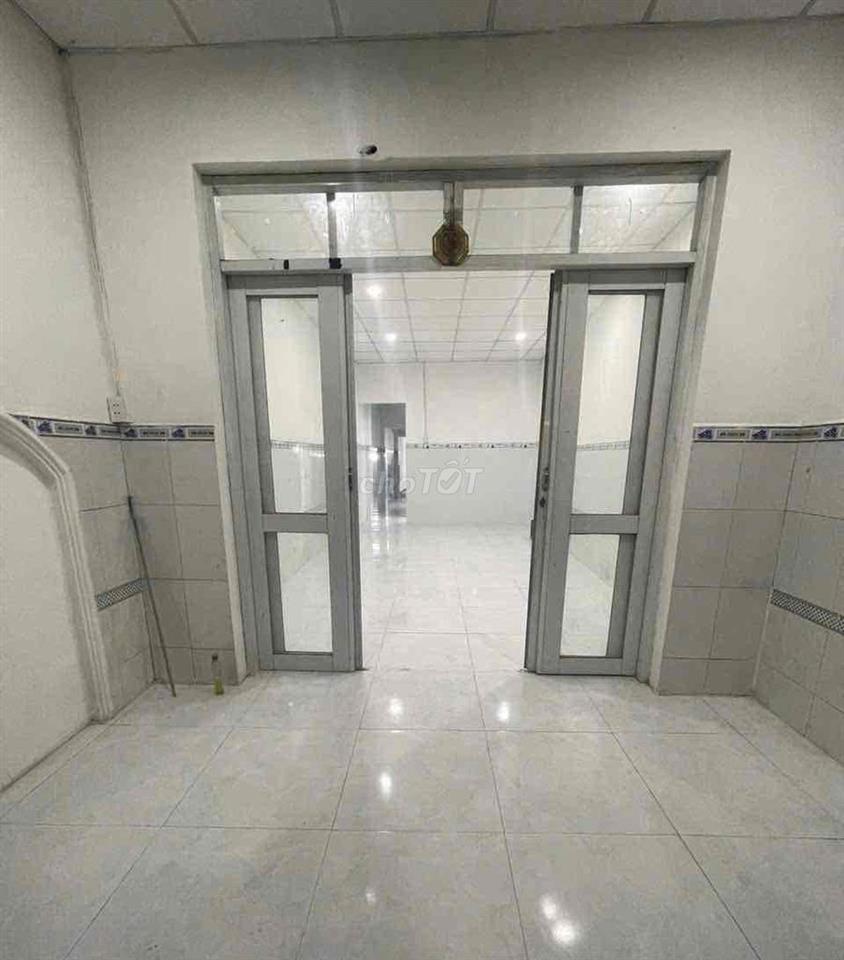 Nhà mặt tiền Trần Quang Diệu nhỏ (thuận tiện ở và kinh doanh)