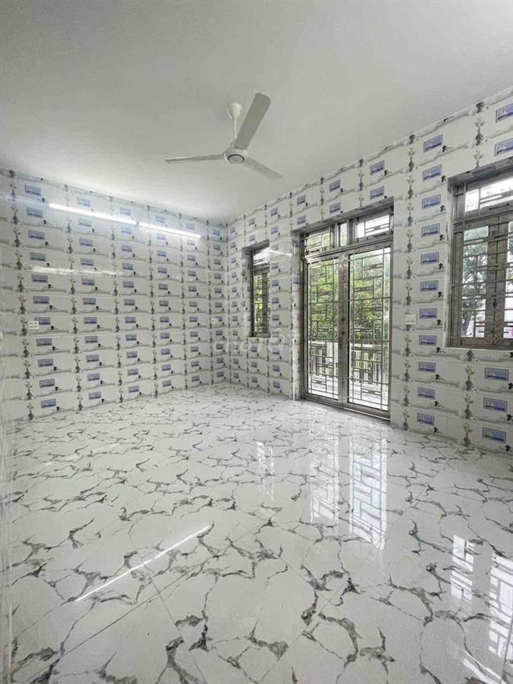 Nhà mới đẹp 2 lầu trục chính KdC Nam Long