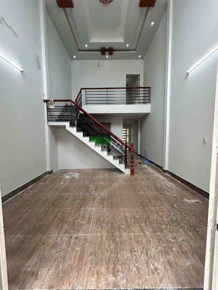 Nhà mới 2 phòng hẻm Trần Nam Phú