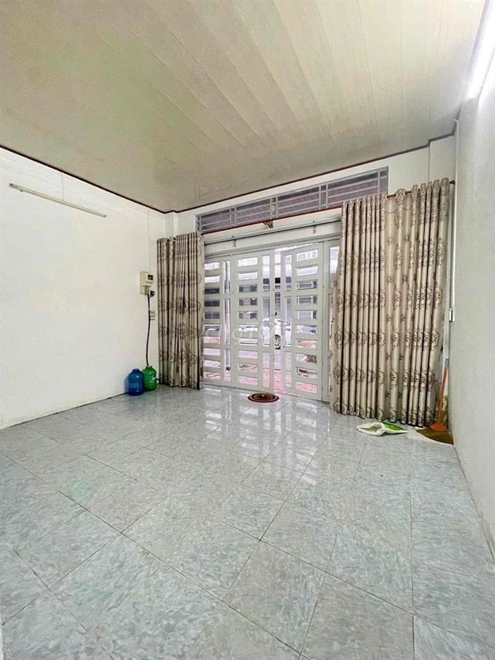 Nhà 1pn KDC Hưng pHú 1