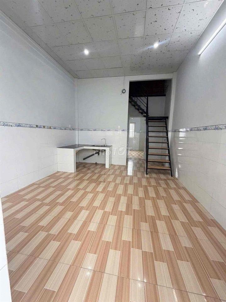 Nhà 2 phòng KDC Hưng Phú 2